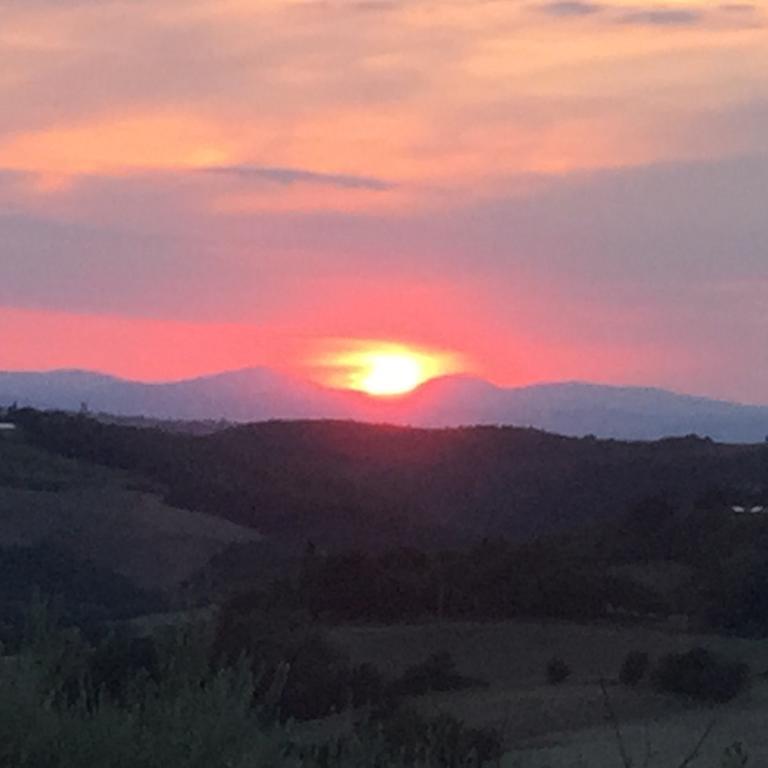 Agriturismo I Roseti มอนติปุลเชียโน ภายนอก รูปภาพ